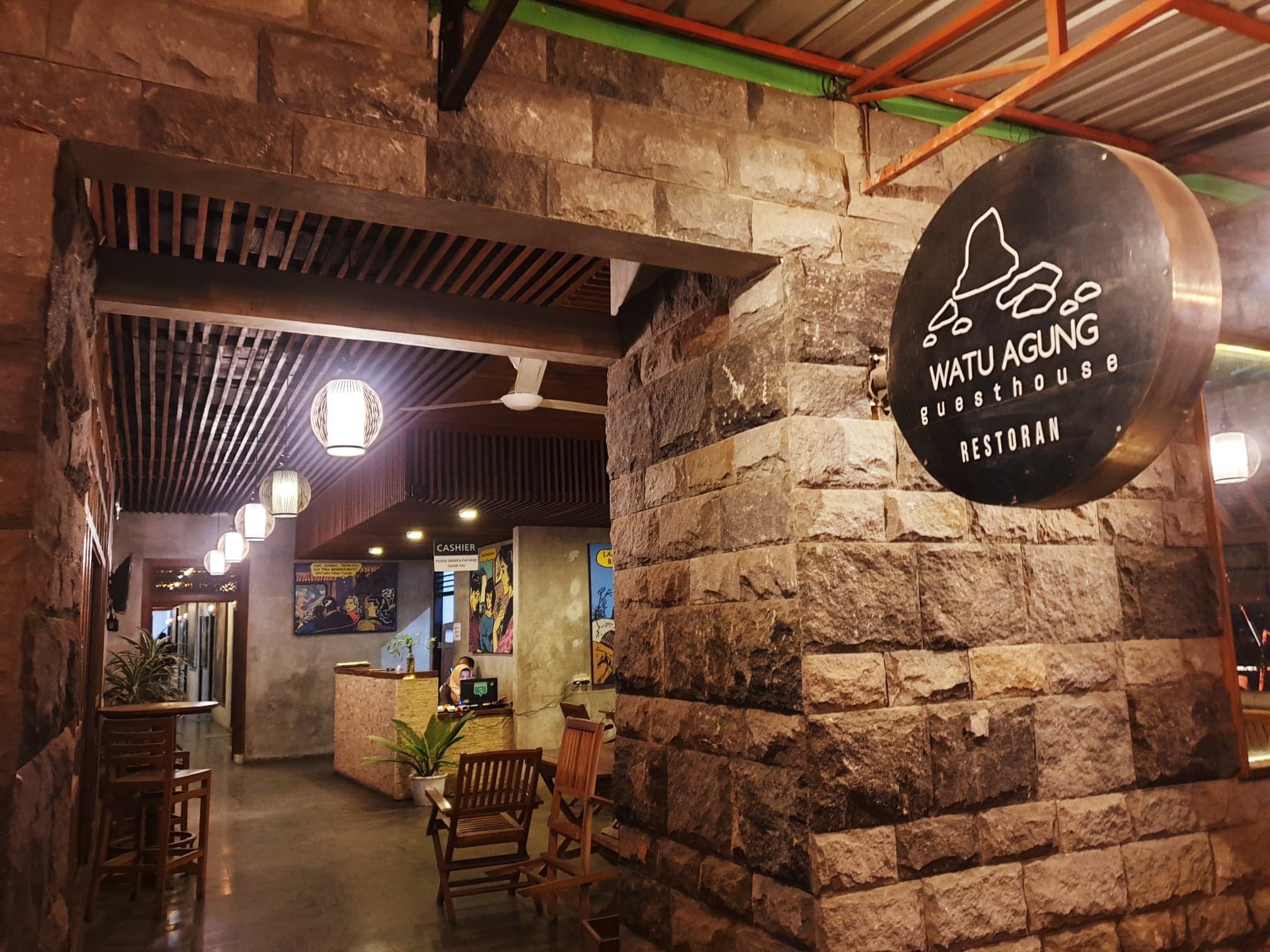 Watu Agung Guest House-浴室