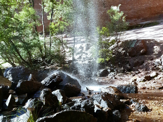 Paradise Falls-Alpine National Park必去景点