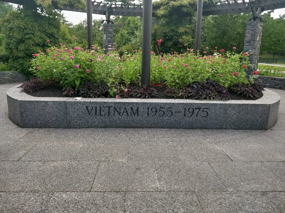 Massachusetts Vietnam Veterans Memorial-伍斯特必去景点