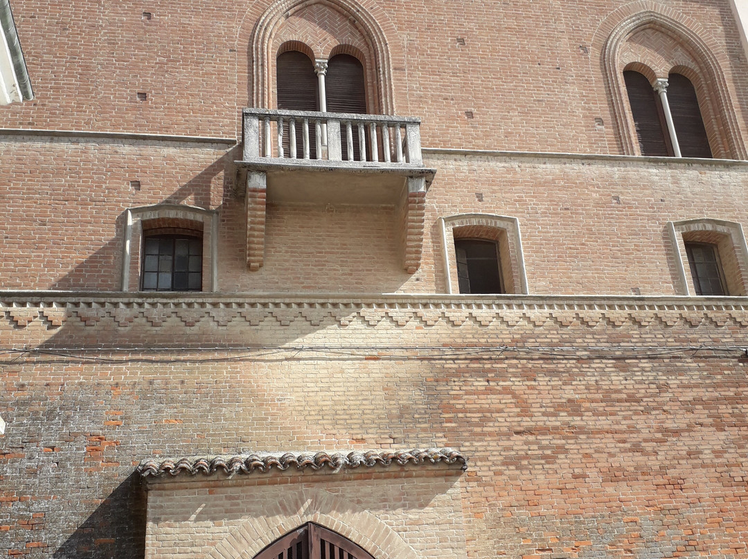 Castello Di Sala Monferrato景点图片