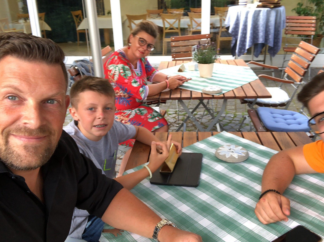 Hotel Restaurant Rosengarten主图