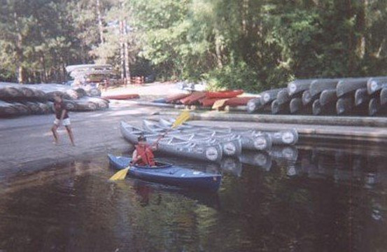 Heavner Canoe & Kayak Rental-Milford必去景点