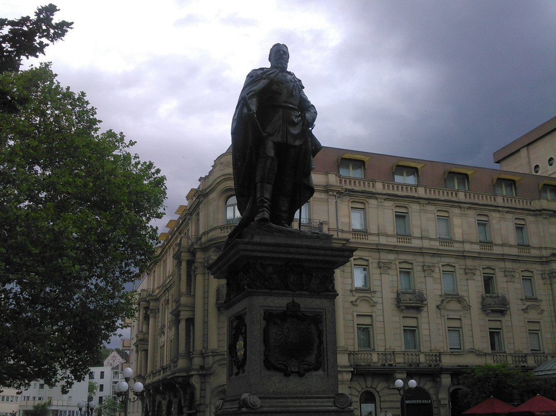 Kaiser-Friedrich-Denkmal-威斯巴登必去景点
