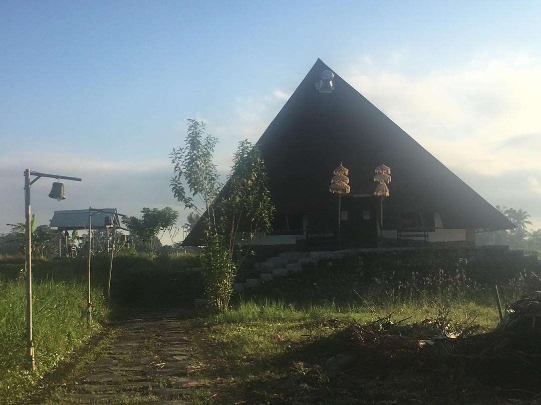 Pyramid Spiritual Societies Movement景点图片
