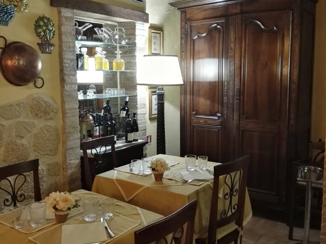 Torre Sangiovanni Albergo e Ristorante主图