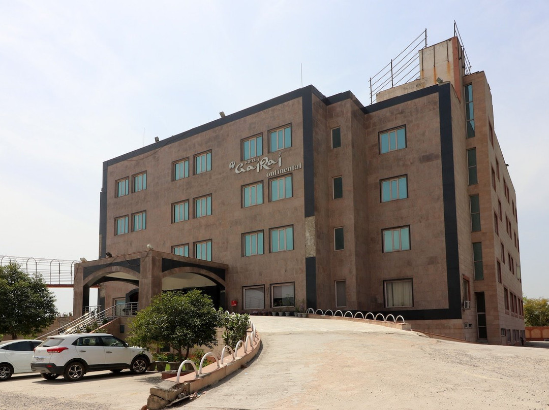 Capital O 5342 Motel Gajraj Continental- A Unit Of Gajraj Hotels Pvt Ltd
