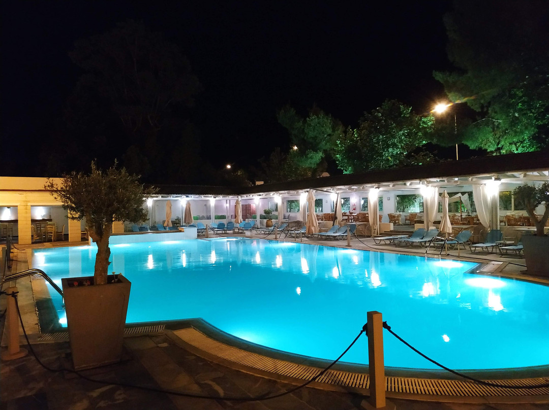 阳光海滩酒店主图