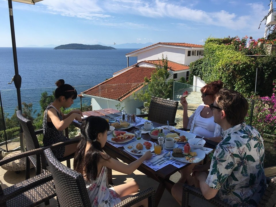 Hotel Villa Alexis主图