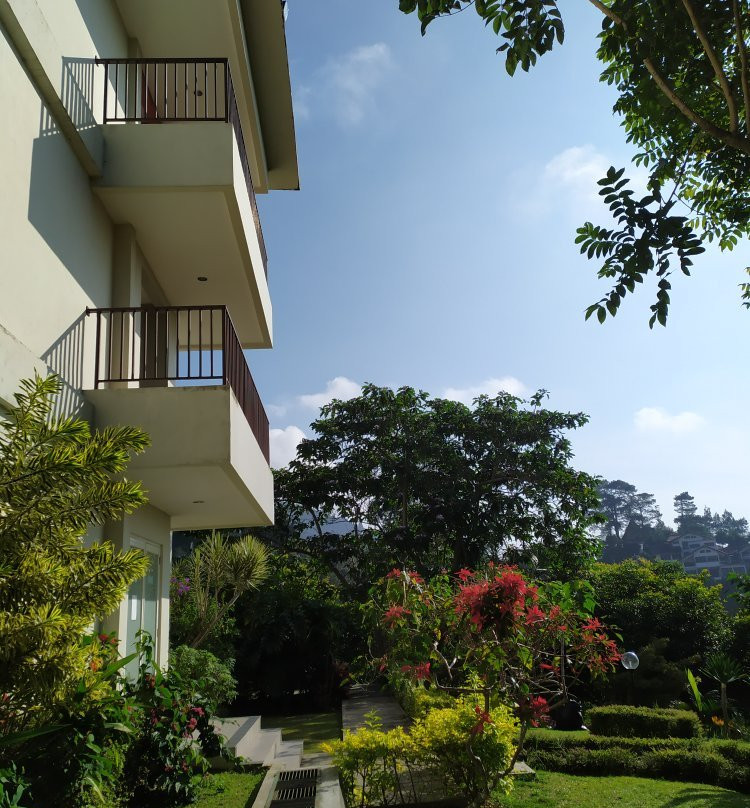 Casa Monte Rosa Hotel – Puncak Mountain Resort主图