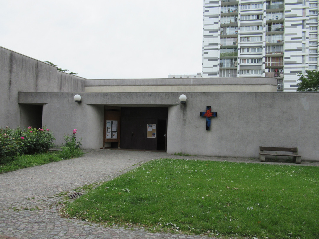 Eglise Saint Andre-博比尼必去景点