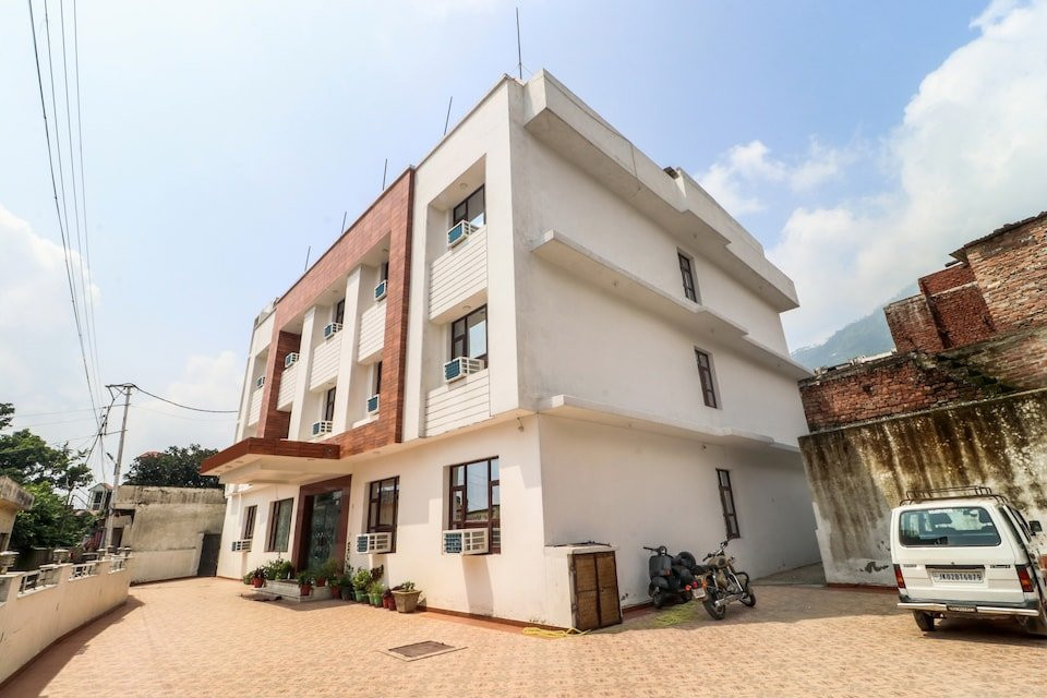 OYO 18857 Hotel Dev Bhoomi主图