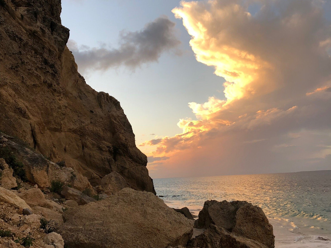 Plum Bay-Terres Basses必去景点