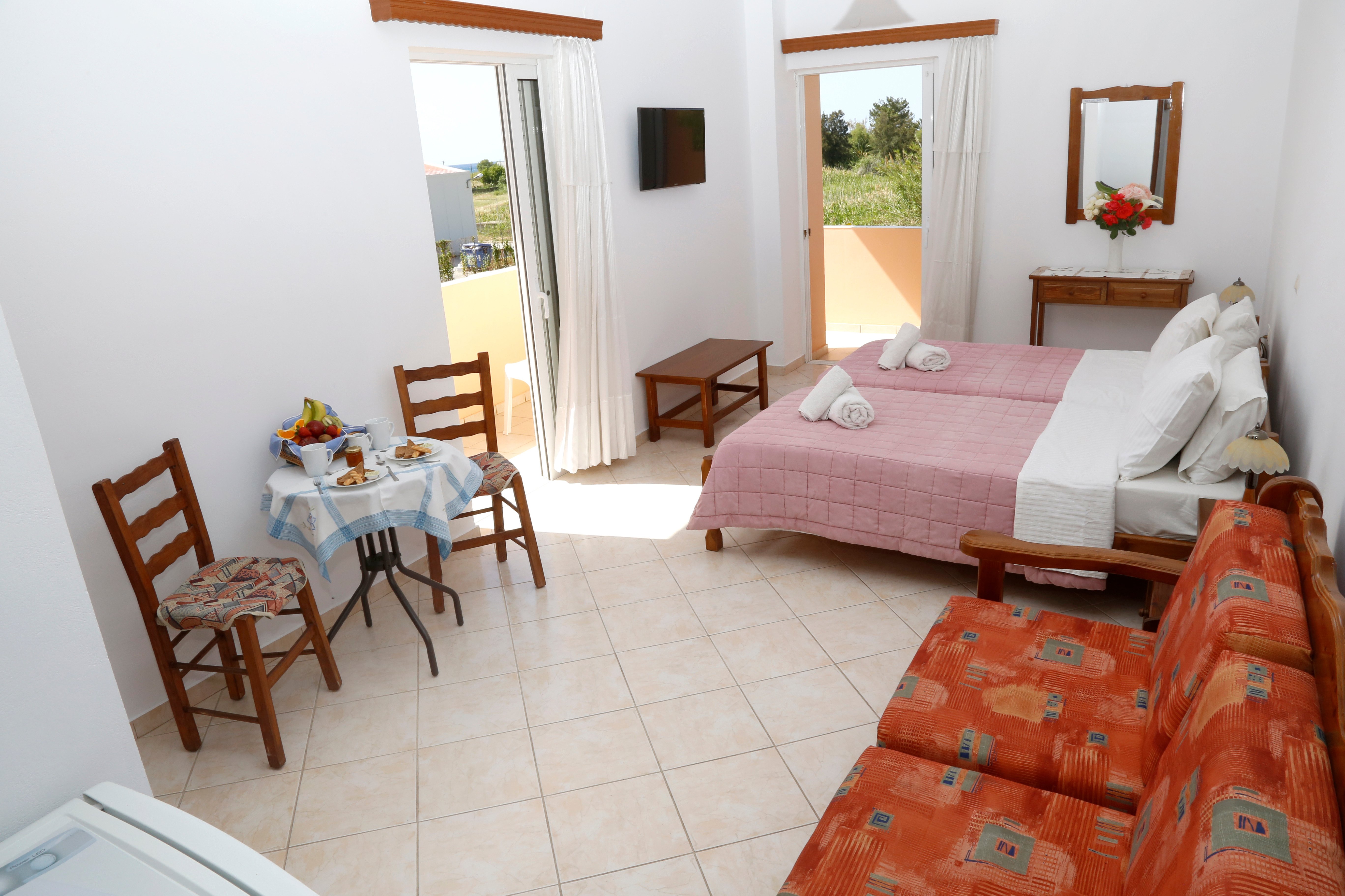 Athina Rooms-官方