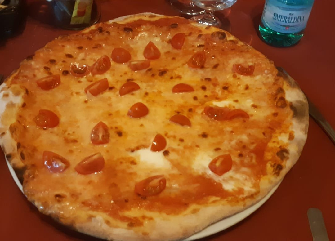 Tresnuraghes餐馆和美食-Ristorante Pizzeria Su Palatteddu