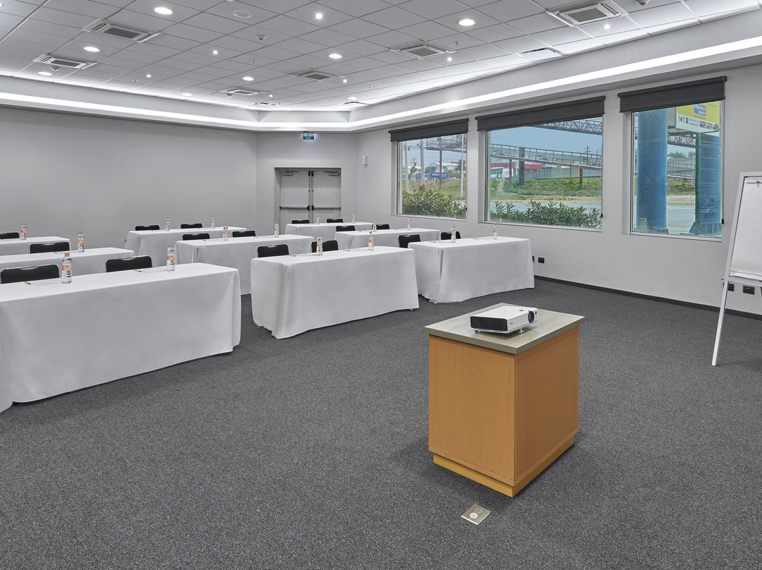 City Express By Marriott Monterrey Santa Catarina主图