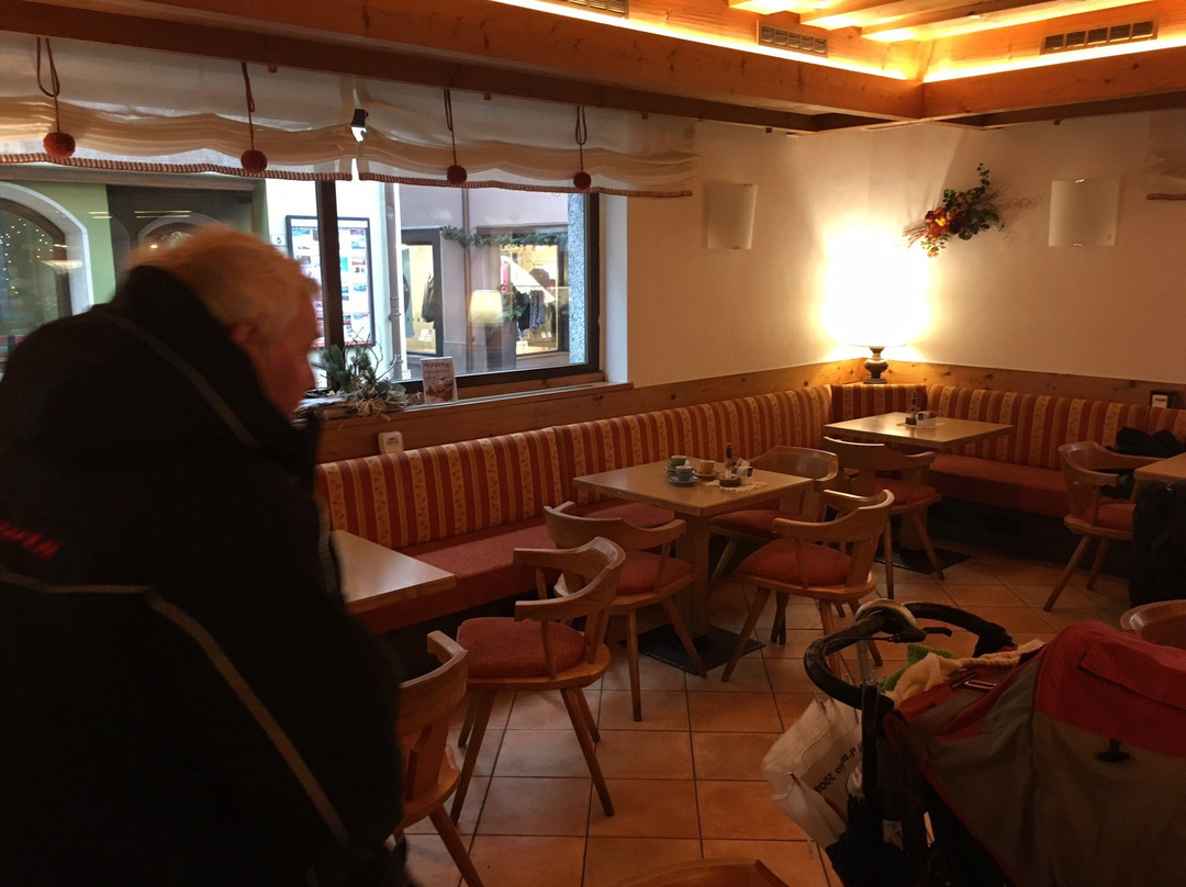 Bar Rustik-平佐洛必去景点