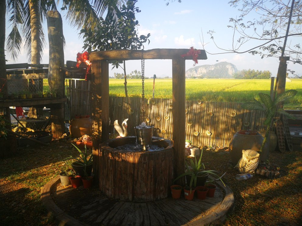 Ladang Madu Kelulut Ori DUKUN JAYA景点图片