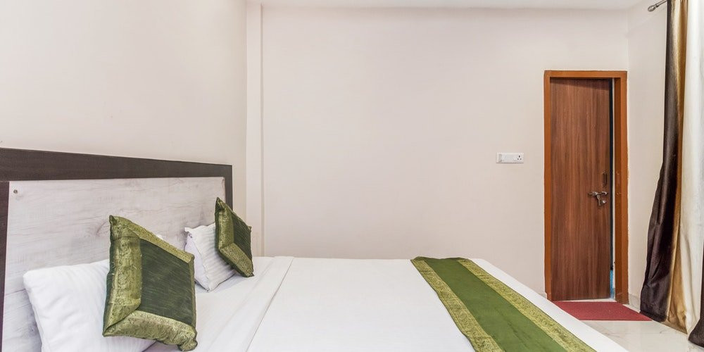 Treebo Trip Lake View Vastu Khand主图