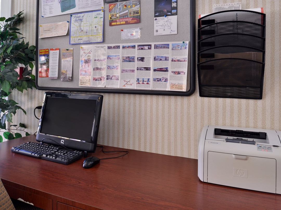 Starlight Inn & Suites Motel 29 Palms Joshua Tree National Park主图