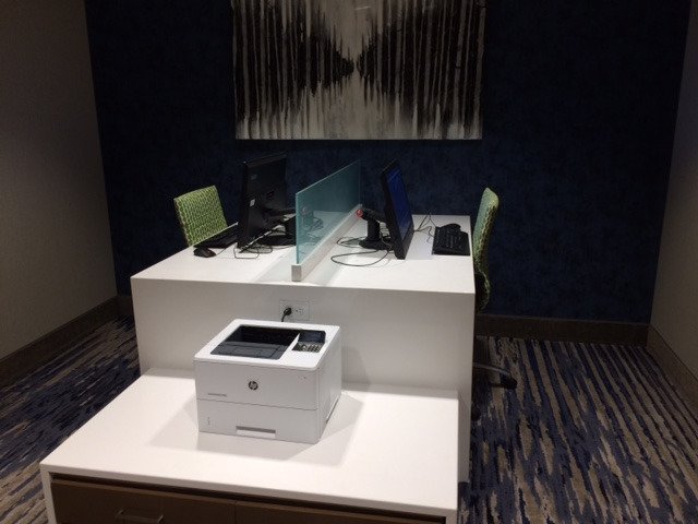 Hampton Inn & Suites Overland Park South-商务中心/多功能厅
