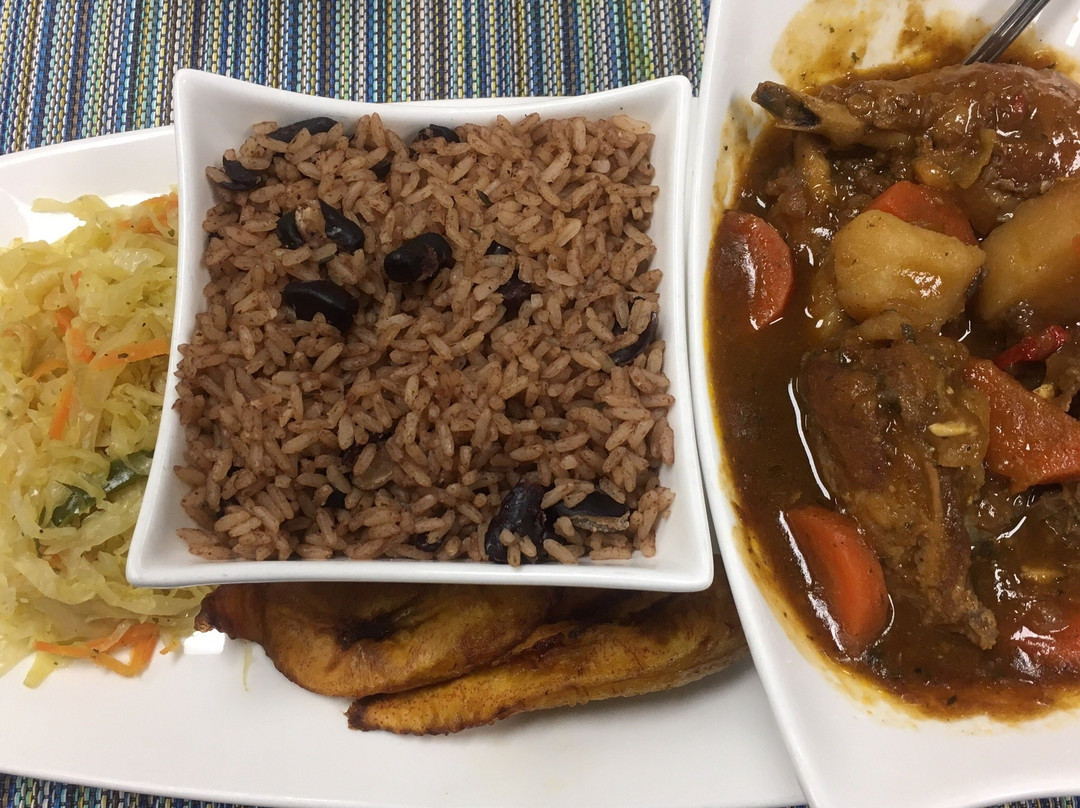 Flavaz Jamaican Grille