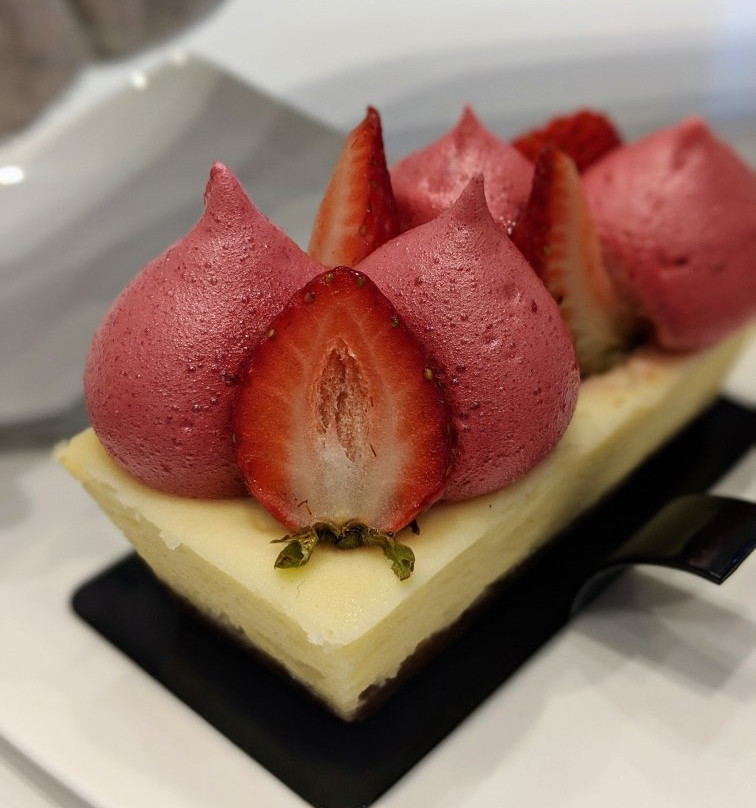 Mon Paris Patisserie Inc