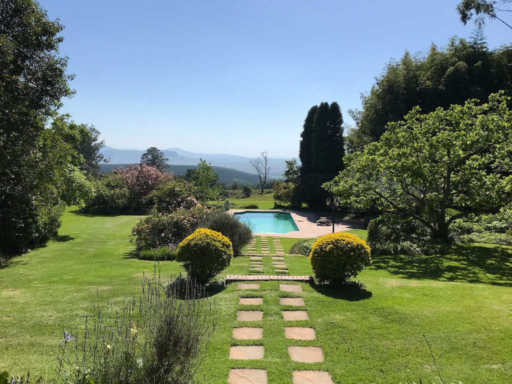 Halliwell Country Inn主图