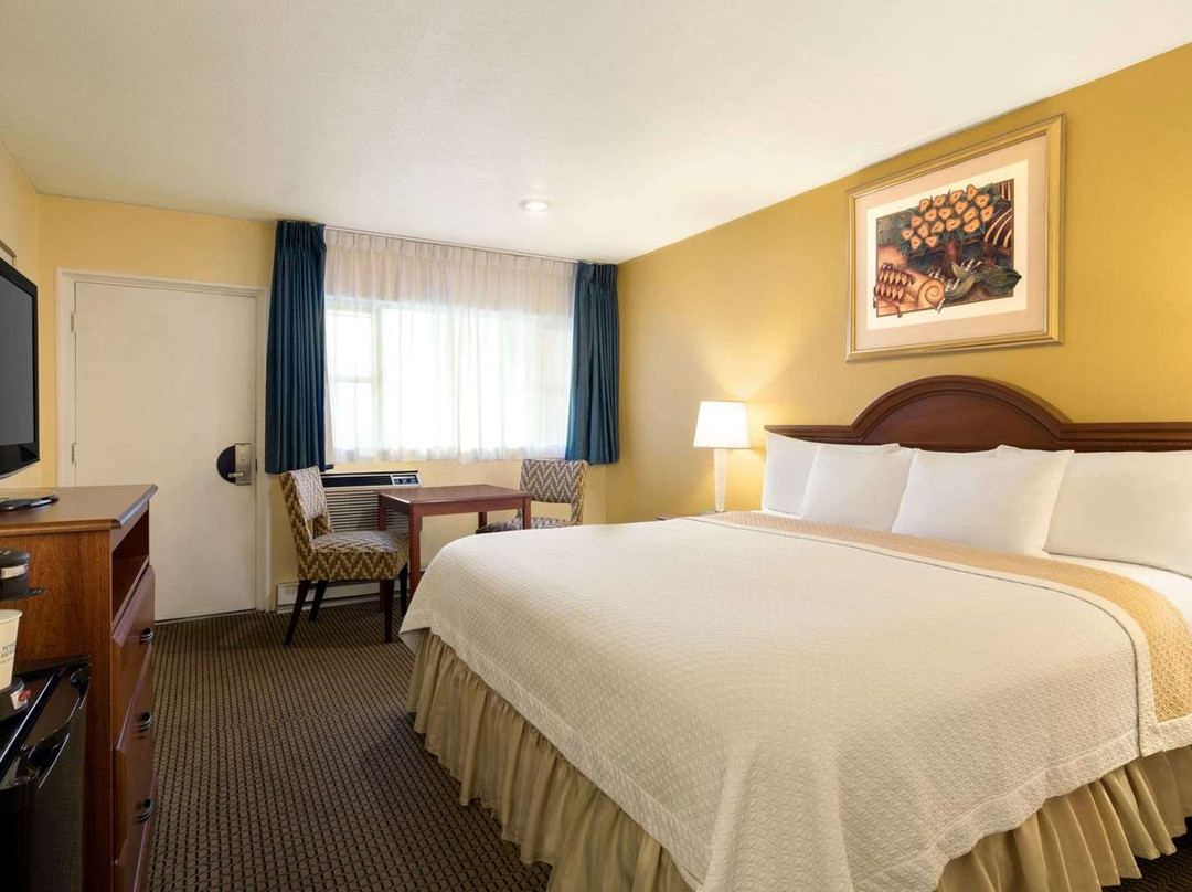 Downtown Dover Inn主图