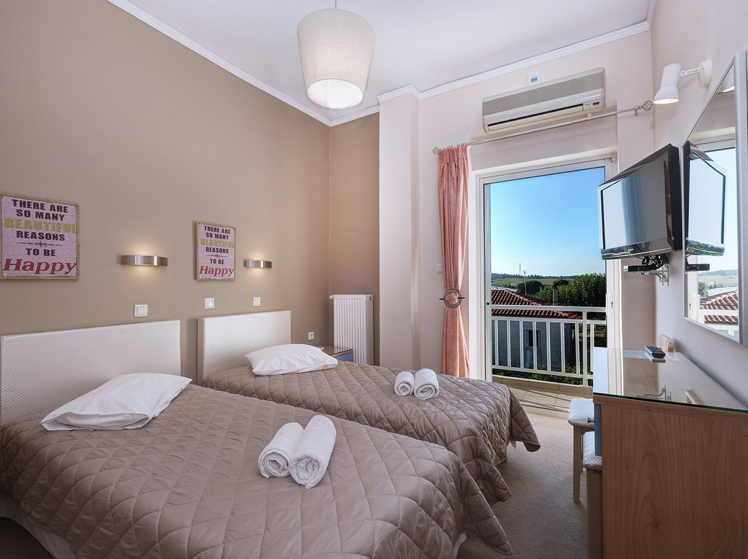 Hotel Taxiarhis主图