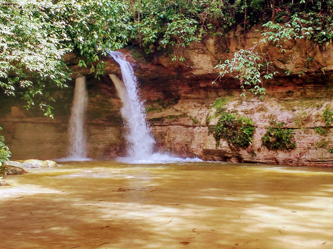 Cachoeira Pedra Furada景点图片