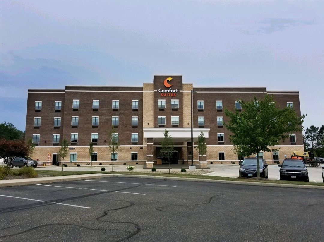 Comfort Suites Wooster Near University Campus主图