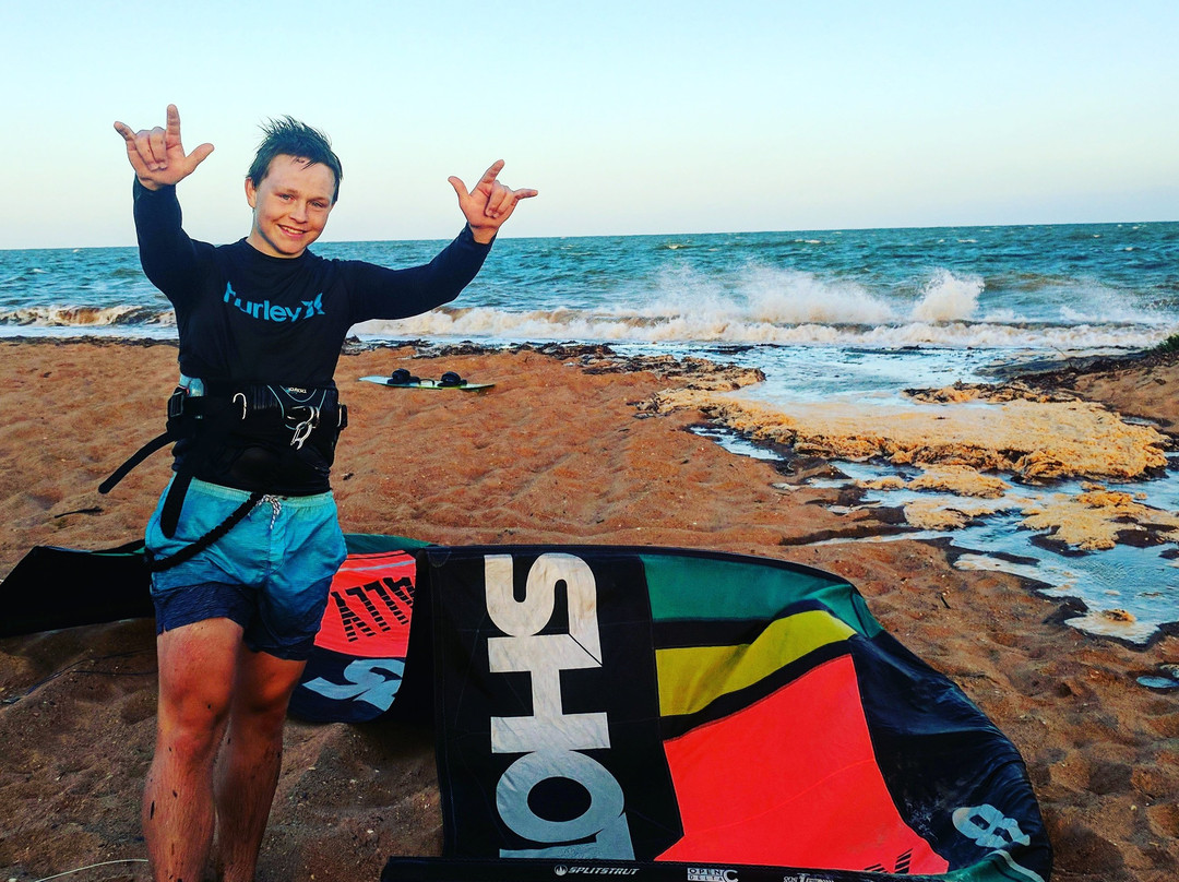 YP Kite Surfing School-Ardrossan必去景点