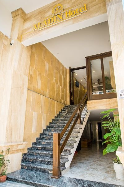 阿尔丁酒店主图