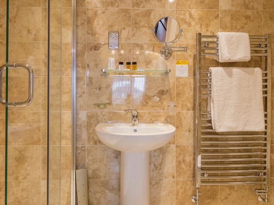 秋季别墅酒店主图