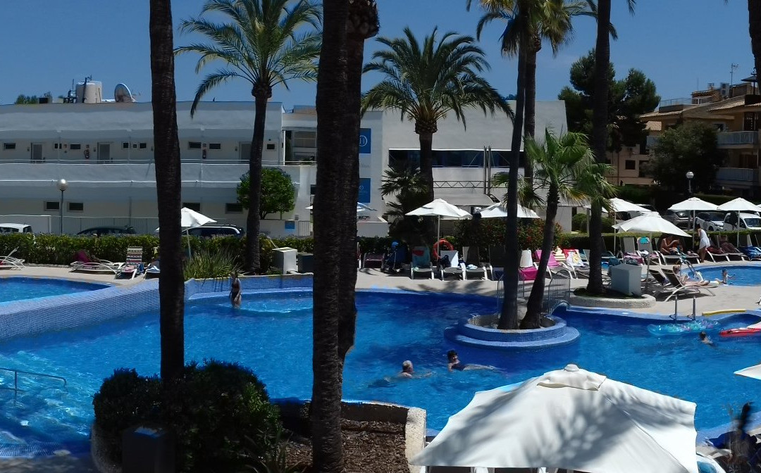 Hoposa Hotel & Apartments Villaconcha主图