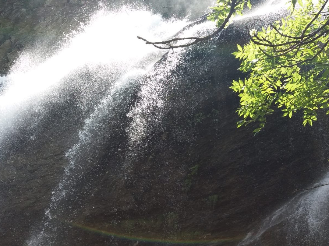 Cascade of Lenteney景点图片