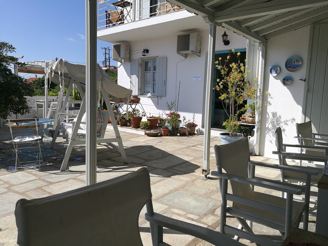 Thea Home Hotel By Booking Kottas主图