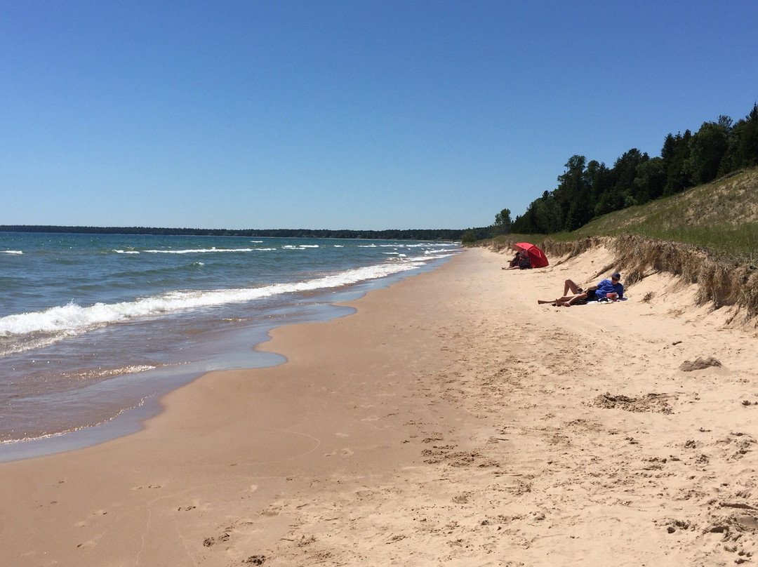 Whitefish Dunes State Park景点图片