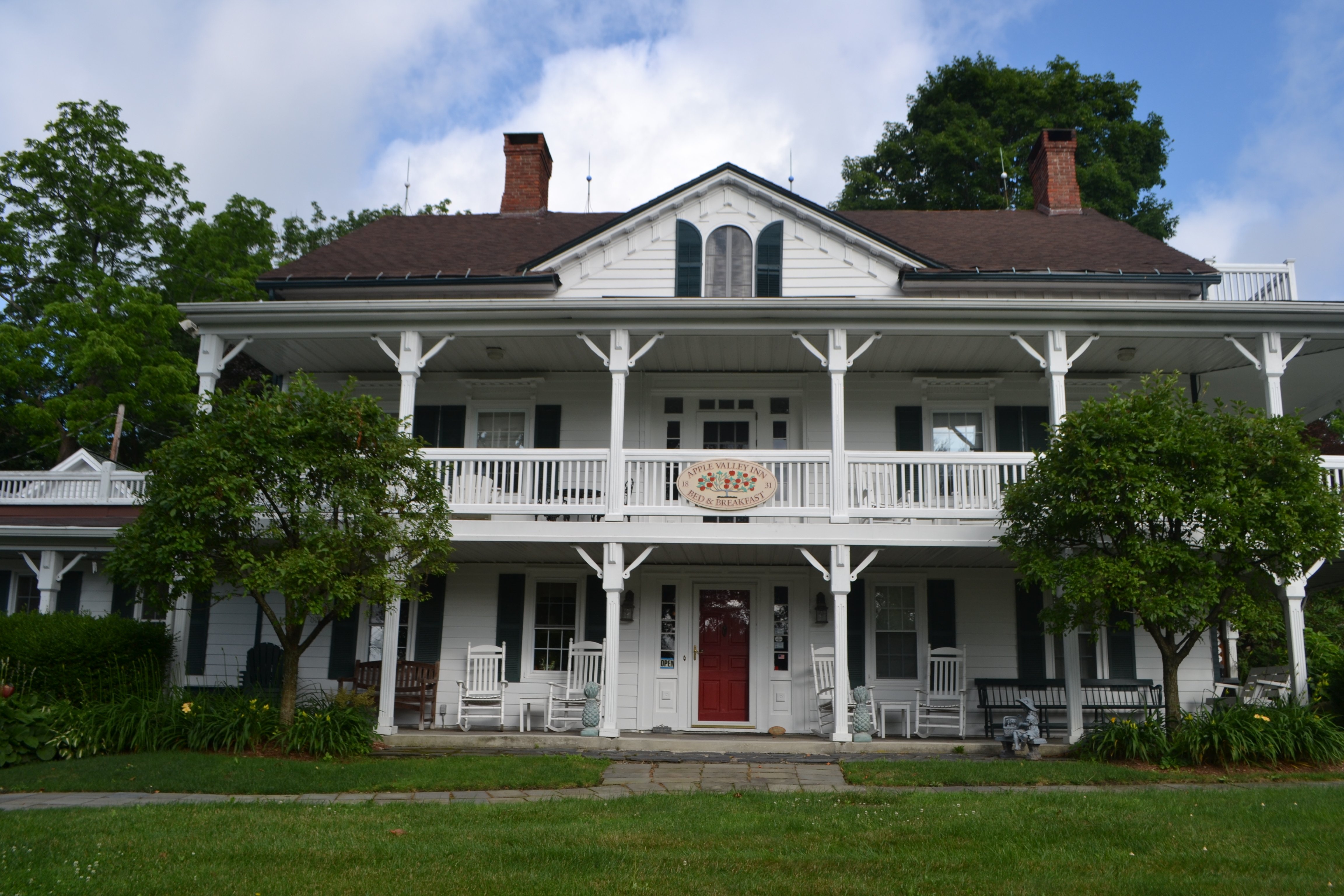Apple Valley Inn Bed & Breakfast-官方