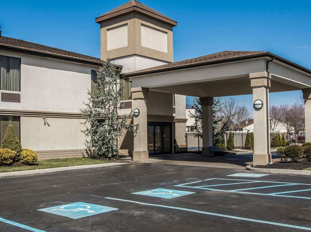 Quality Inn & Suites NJ State Capital Area主图
