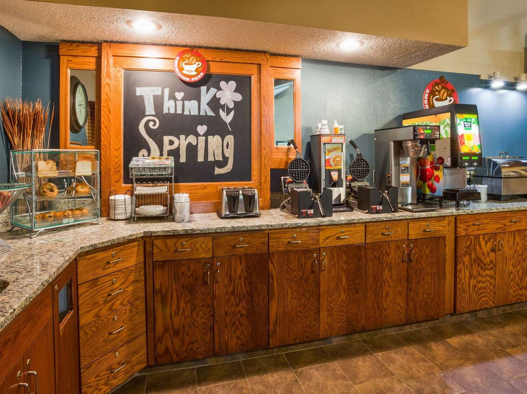 AmericInn by Wyndham Spencer主图