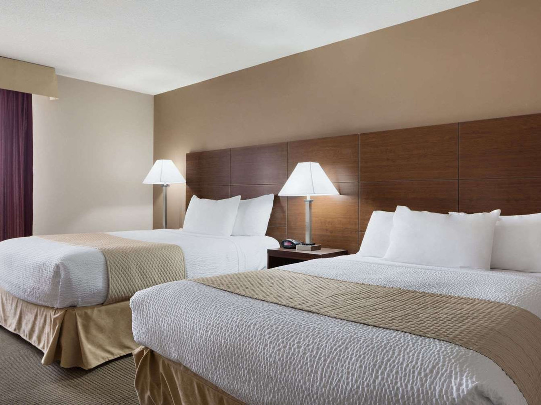 Days Inn by Wyndham Dalhousie主图