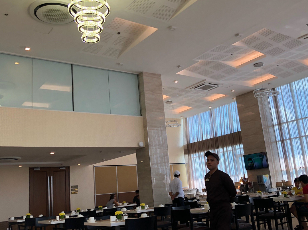 One Central Hotel & Suites主图