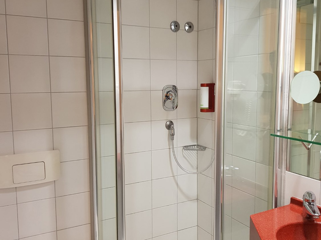 施勒公园酒店主图