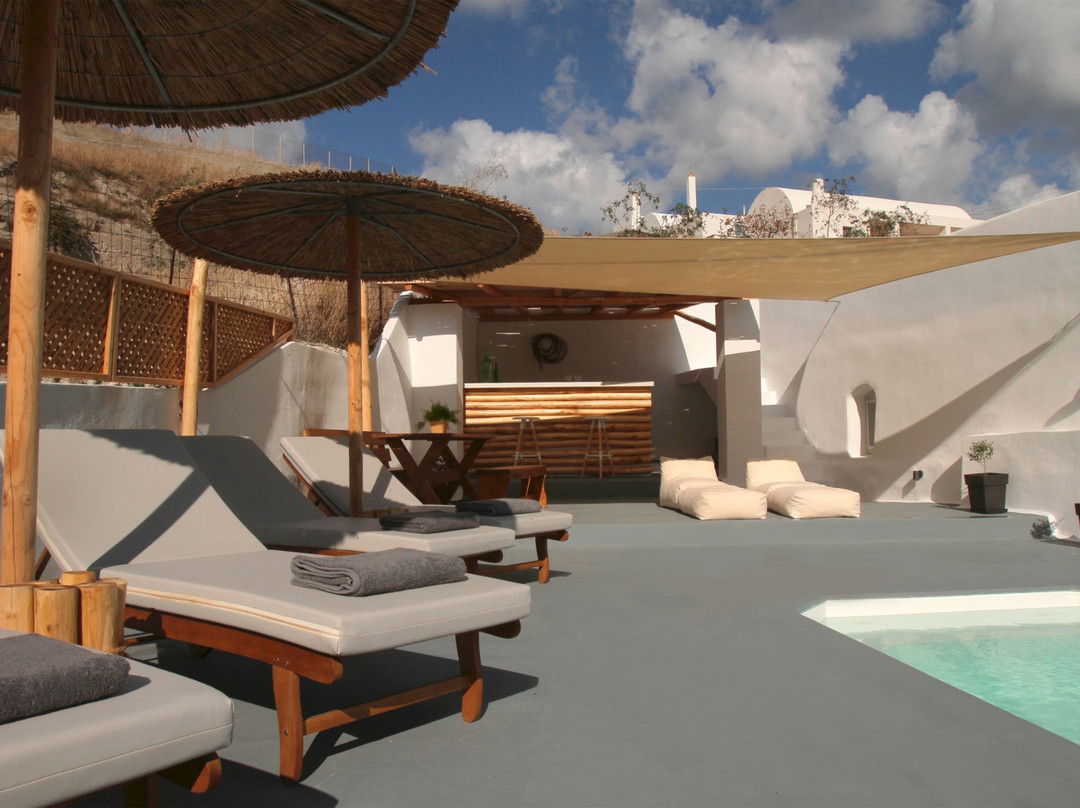 Karpimo & Fertimo Suites主图