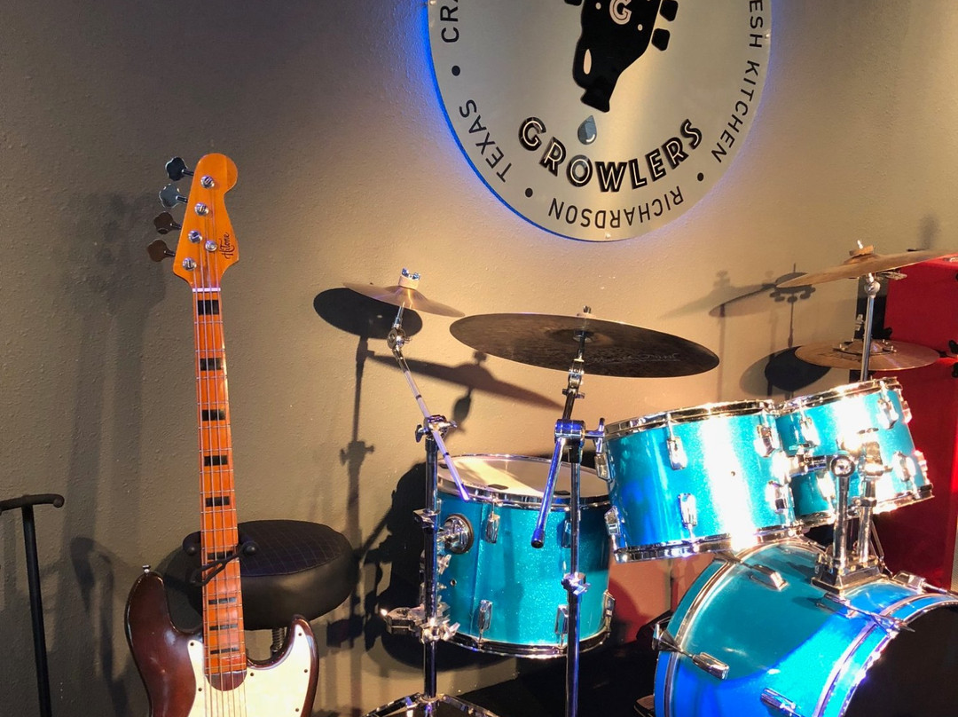 Guitars and Growlers