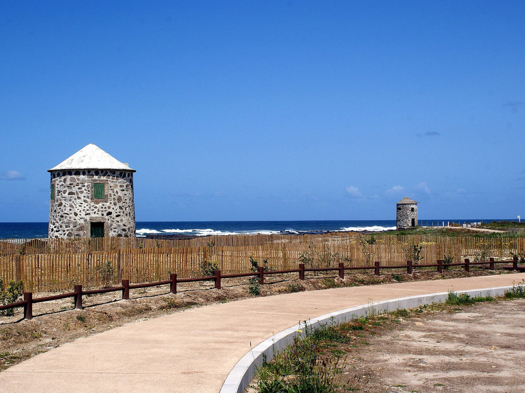 Praia do Canto Marinho景点图片