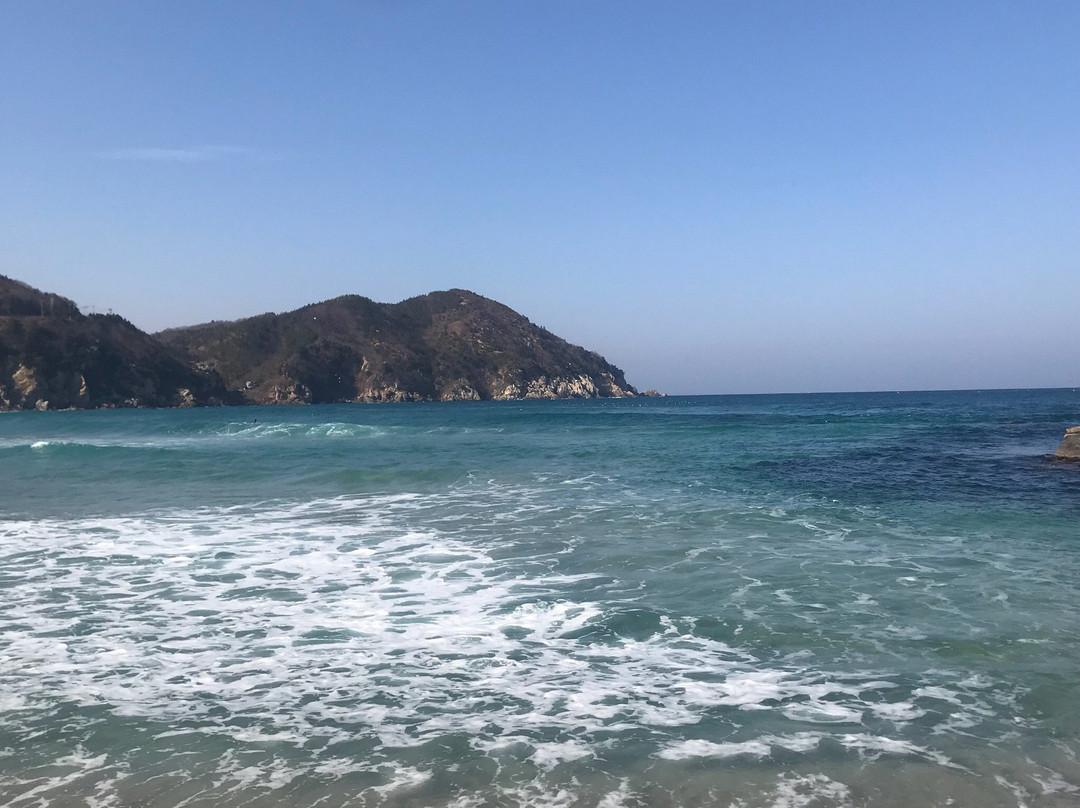 Yonghwa Beach-三陟市必去景点