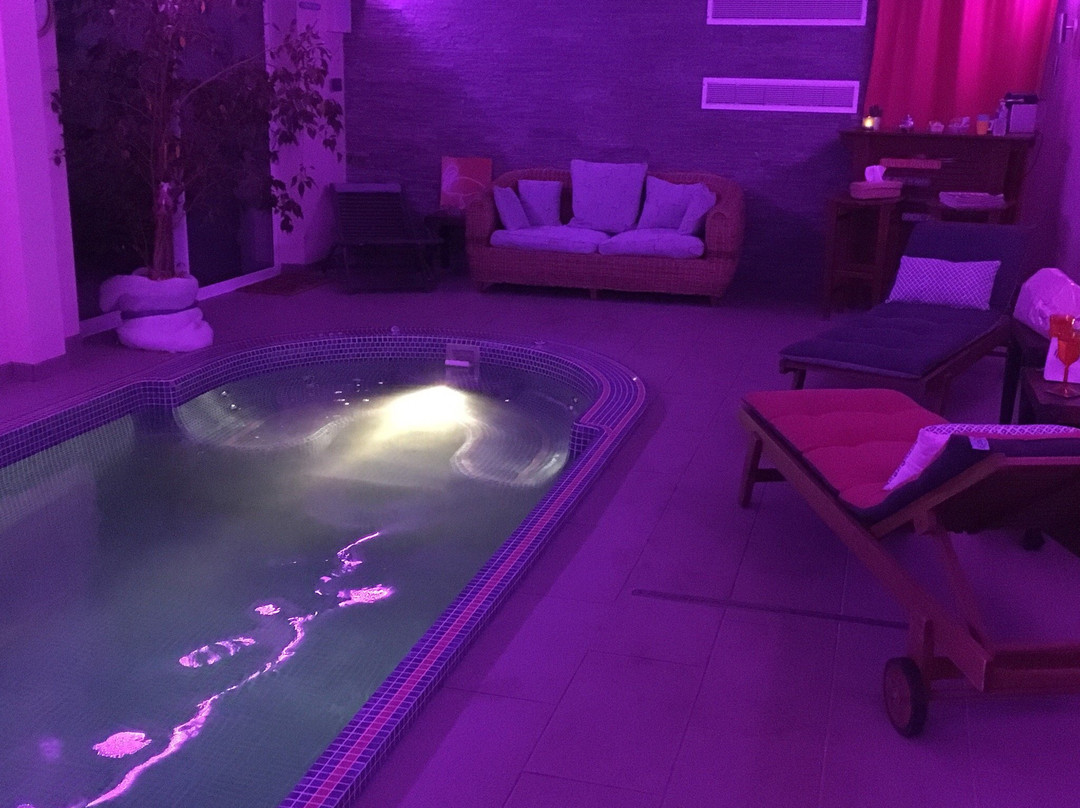Bed & Breakfast Crosne Plazza & Spa主图