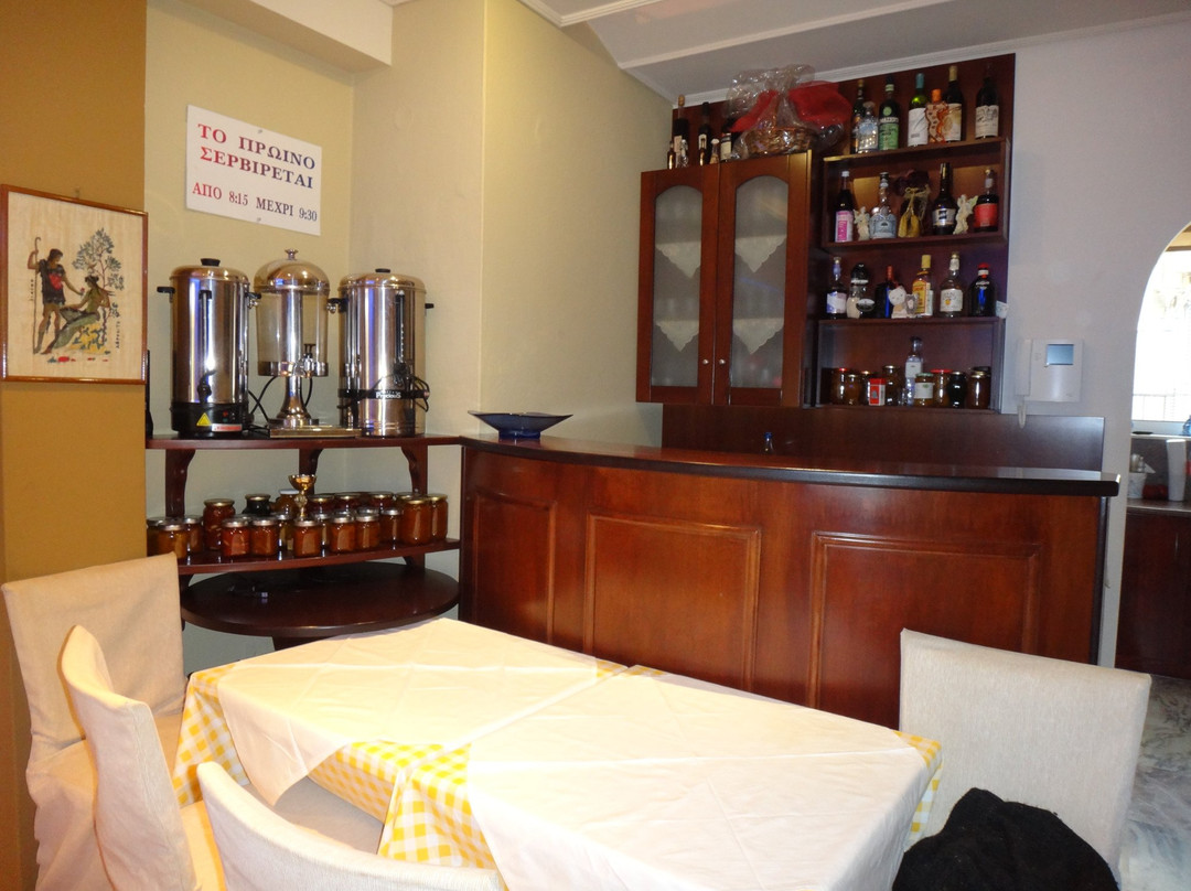 40 Platania Hotel主图